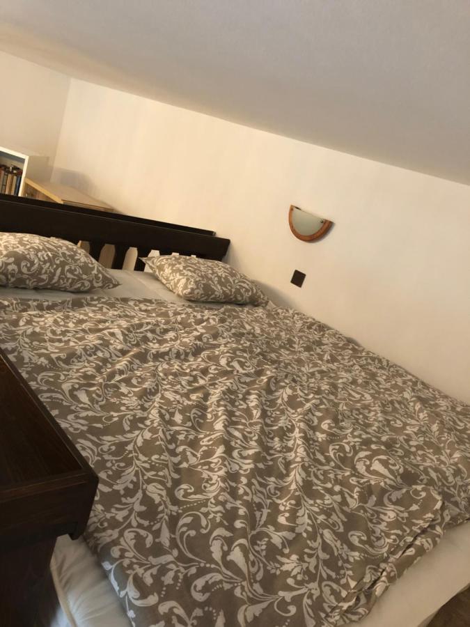 Apartmens Vyssi Brod Appartement Buitenkant foto